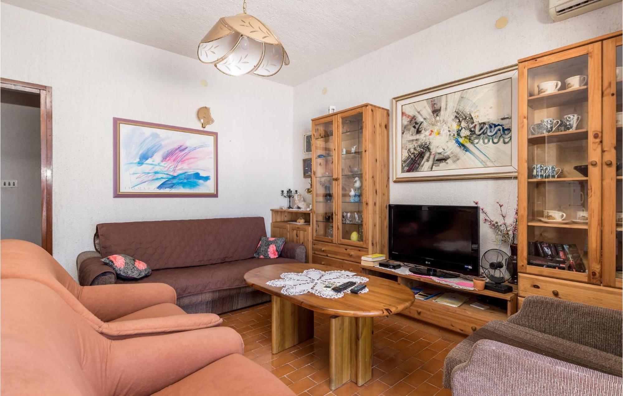 2 Bedroom Nice Apartment In Jablanac Extérieur photo